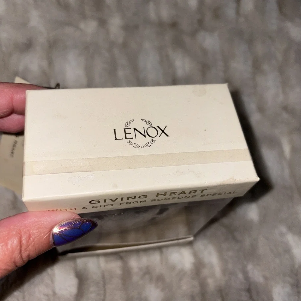 Lenox Wedding Promises Friendship Giving Heart Heart Silverplated Ornament NIB
